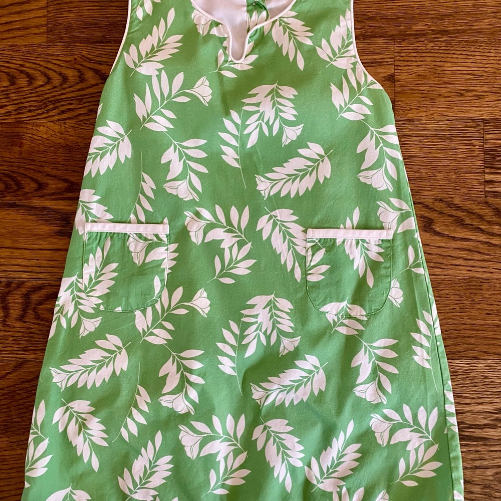 Little English Green and White Leaf Print Dress